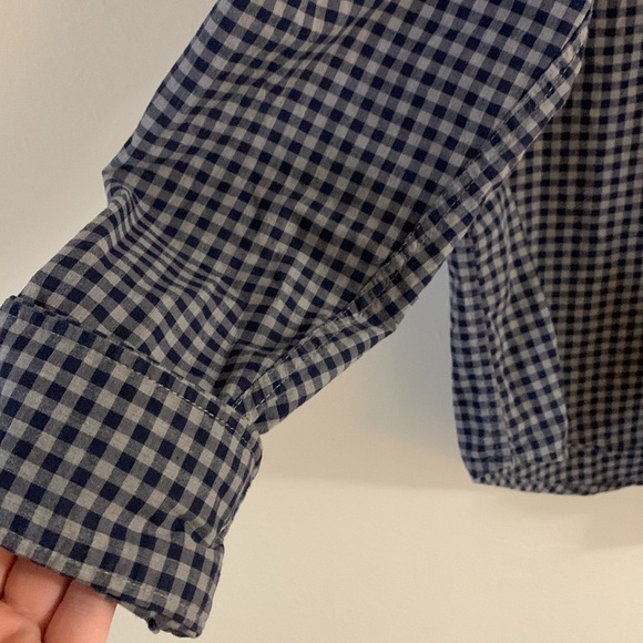 OLD NAVY BLUE PLAID BUTTON DOWN SHIRT - Picture 2 of 5